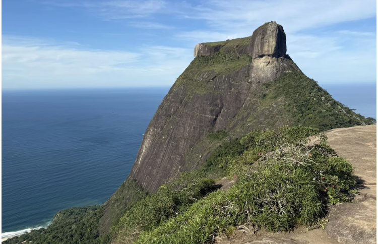 Pedra Bonita via Trilha do Grotão